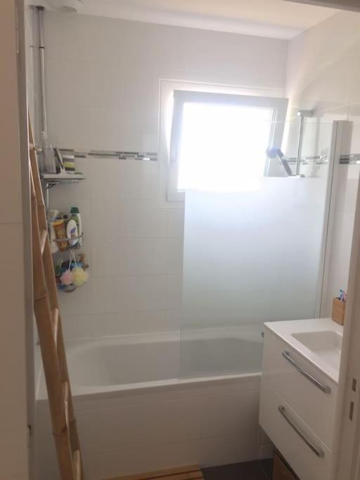 Holiday home Maison, Piscine Centreville 4 Hotes *